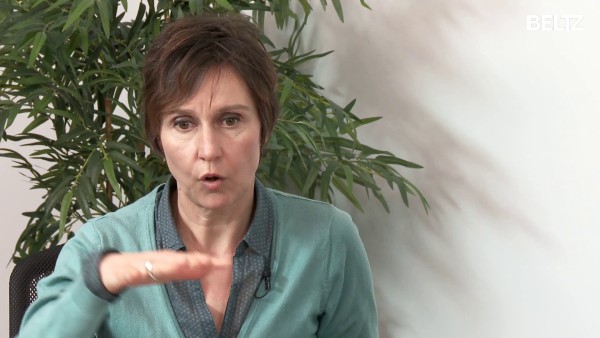 Video: Ergebnisse der Klärungsphase der KVT: Funktionale Grundannahmen mit Selbstwert-Lösung 2