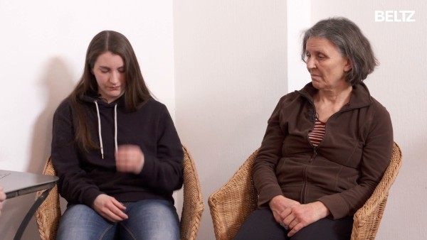 Video: Multidimensionale Familientherapie (MDFT) : Familiengespräch mit Mutter und Tochter